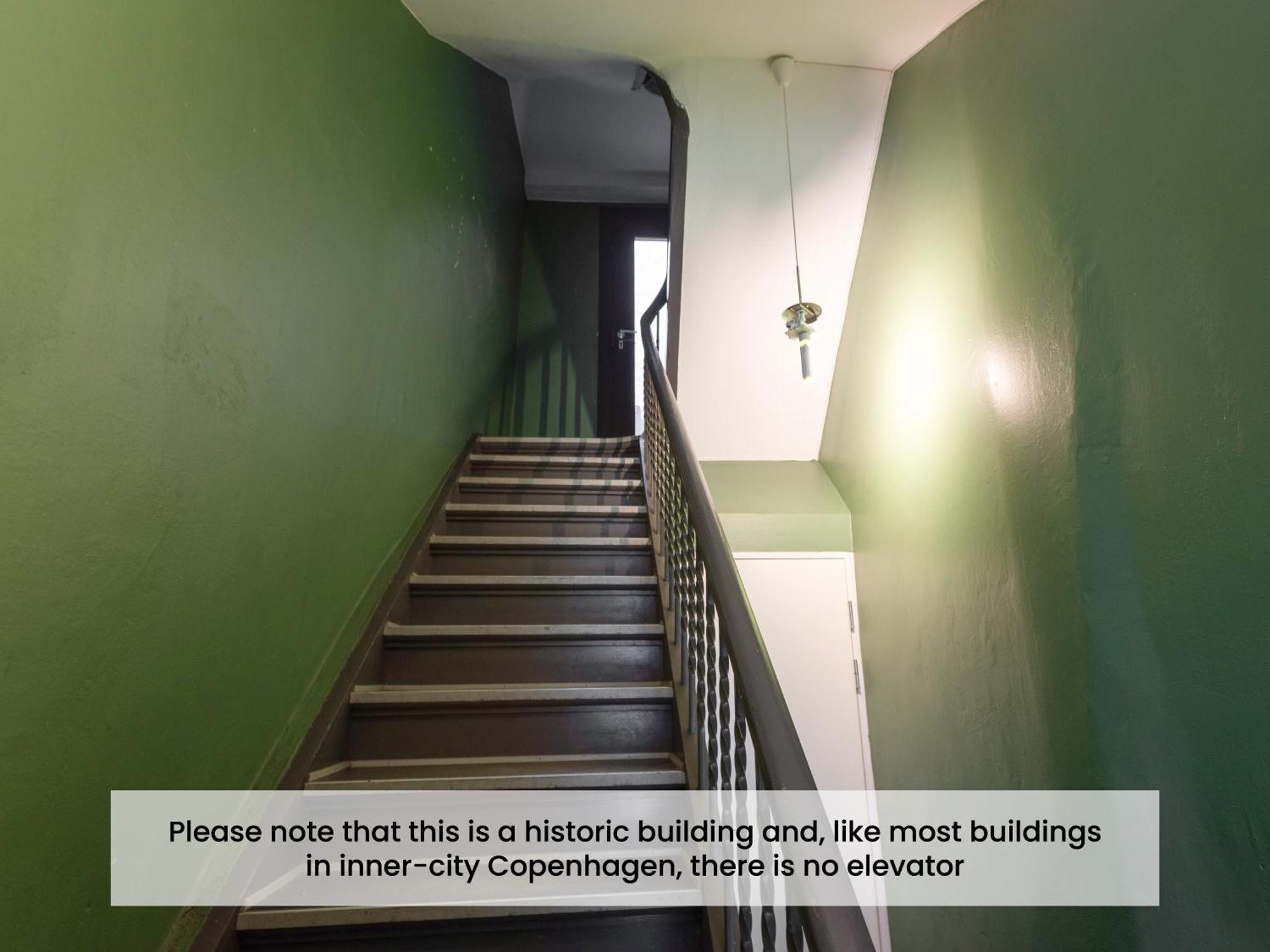 Sanders Main - Endearing Two-Bedroom Duplex Apartment With A Balcony Next To Magical Nyhavn København Eksteriør billede
